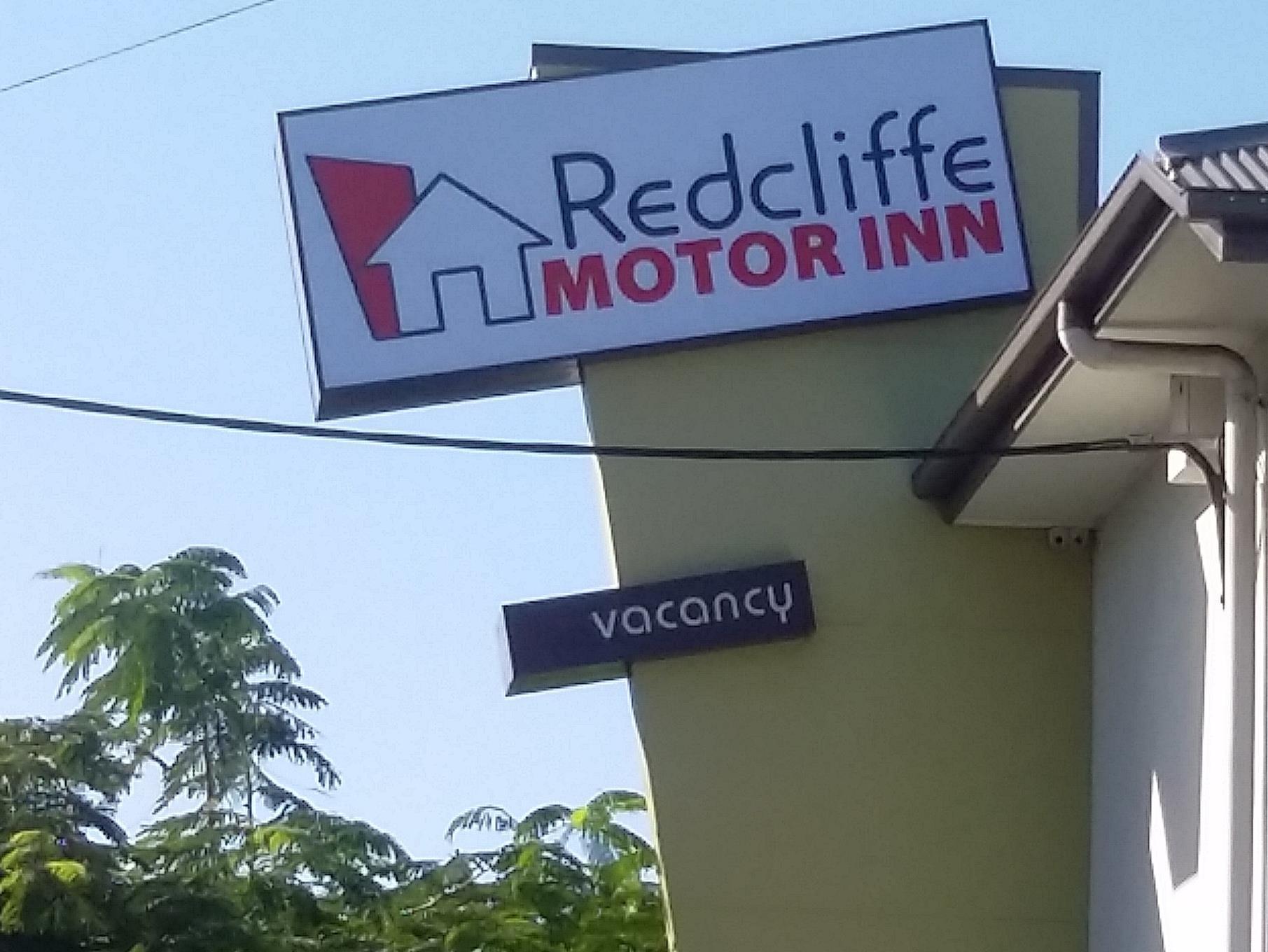 Redcliffe Motor Inn Ngoại thất bức ảnh