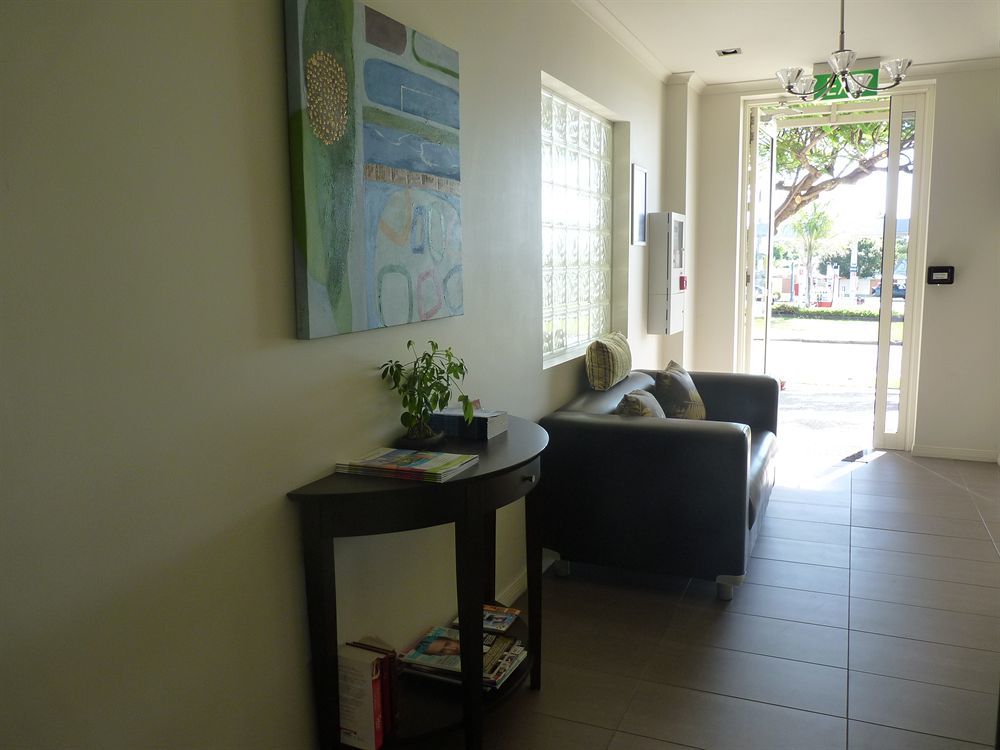 Redcliffe Motor Inn Ngoại thất bức ảnh